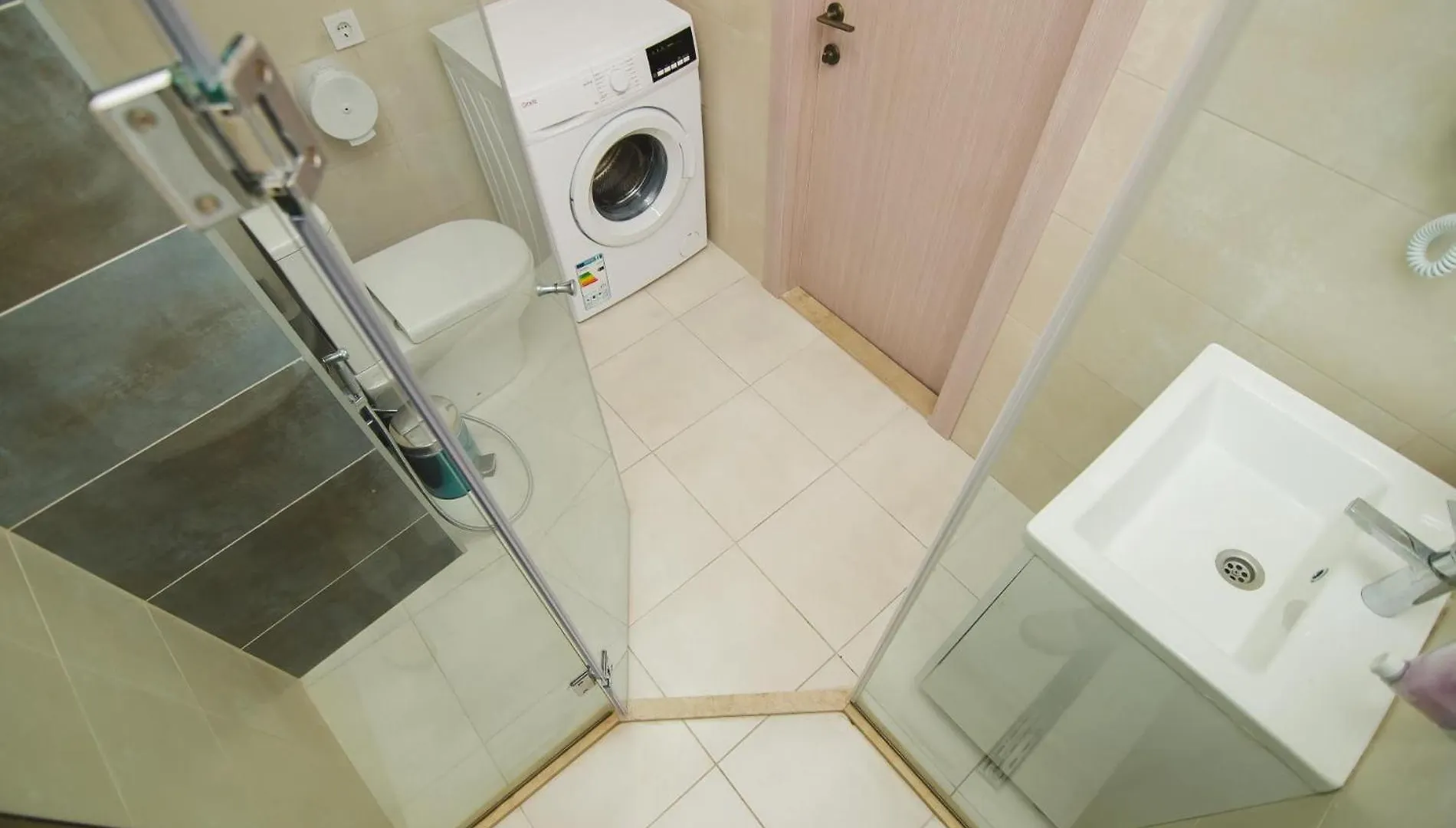 Roion Batumi 2Br Apartment With Pool B 1511
