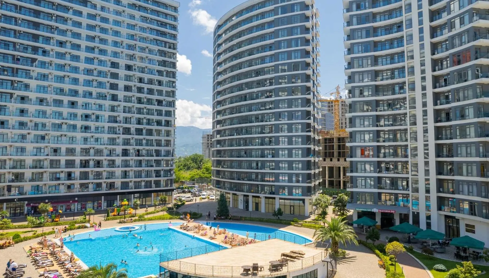 Roion Batumi 2Br Apartment With Pool B 1511